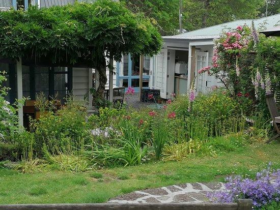 Kate And Will's Coffee Garden