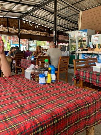 Street Hut Restaurant