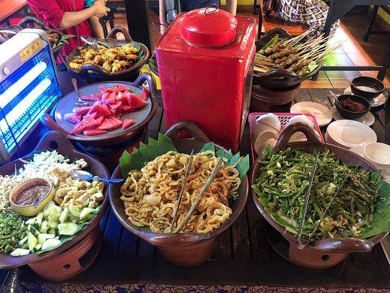 Waroeng Sedap