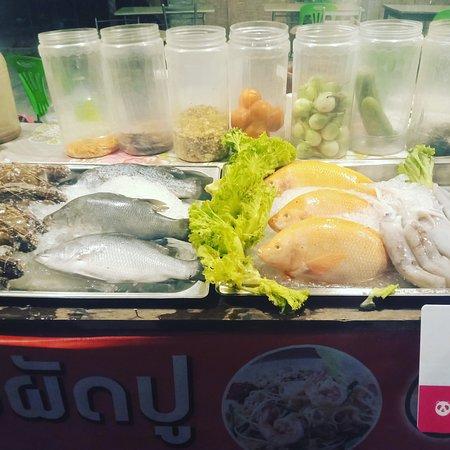 Saab Pak Seafood