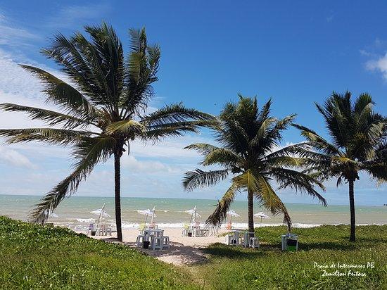 Intermares Beach
