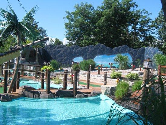 Skull Island Mini Golf