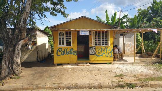 Collette's Bar