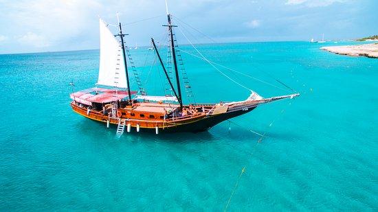 Jolly Pirates Cruises