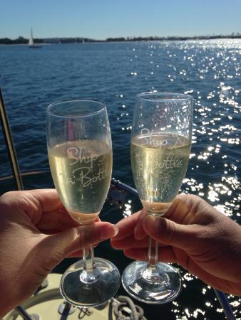 Ship 'N a Bottle