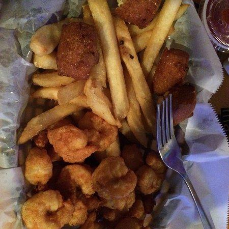 Beach Tavern Bar and Grill