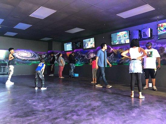 Los Virtuality - Virtual Reality Gaming Center