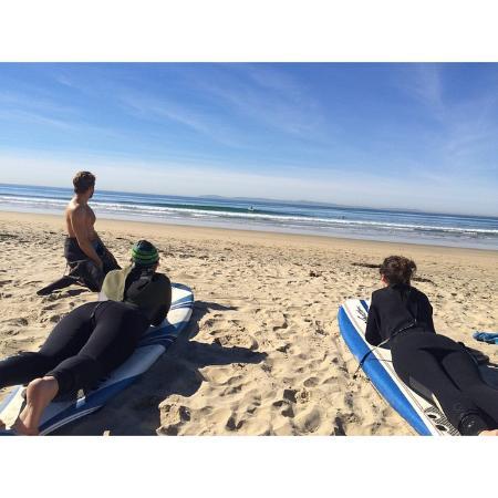 Surfing Friends Surf Lessons