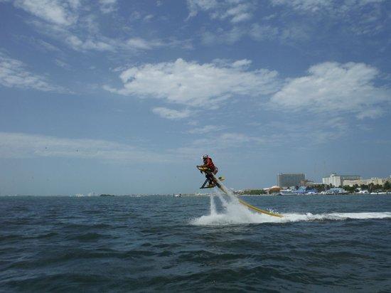 Jetovator Cancun