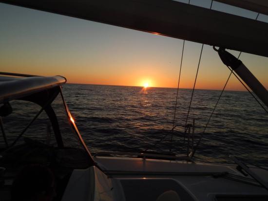 Pacific Coast Sail Charters