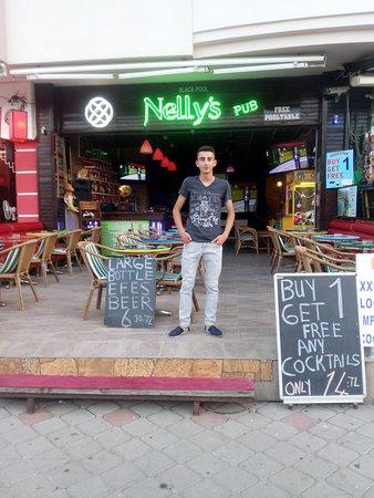 Nelly's Pub
