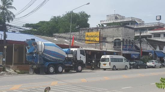 Aussie Pub Rawai Co.,Ltd