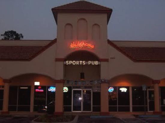 Halftime Sports Pub