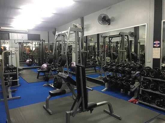 Porky's Gym & Fitness Studio