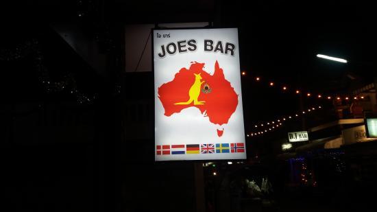 Joe's Bar