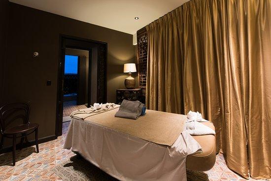 Golden Oaks Spa