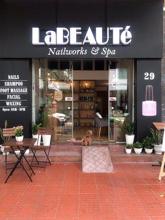 LaBEAUTe Nailworks & Spa