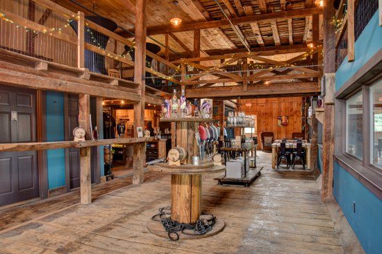 Wiggly Bridge Distillery