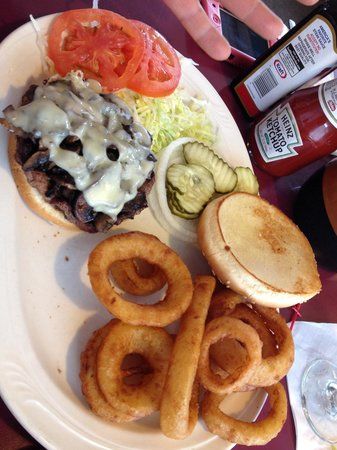 Riley's Restaurant and Lounge