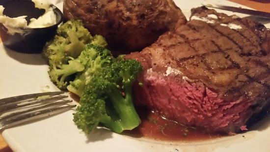 Bobby's Restaurant & Lounge