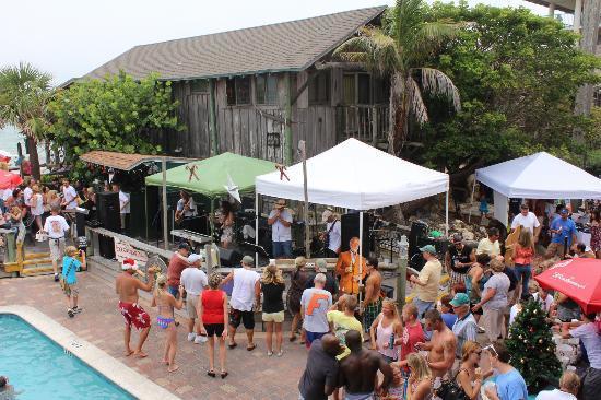 Waldo's at the Driftwood