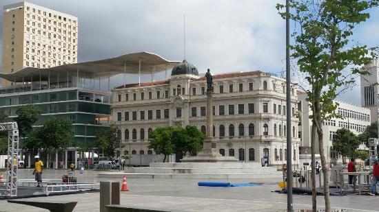 Maua Square