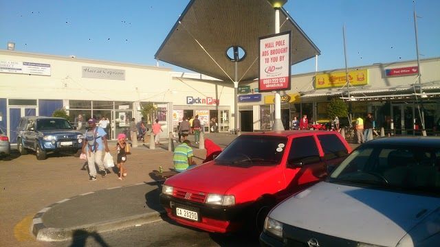 Capricorn Square Shopping Centre