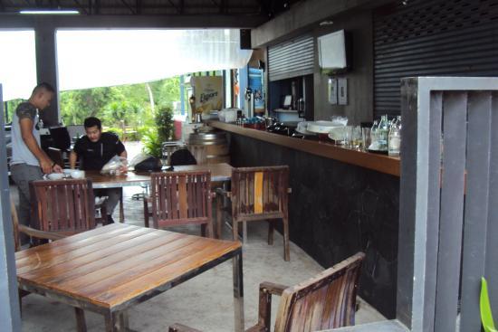 Bankok Bar & Restaurant
