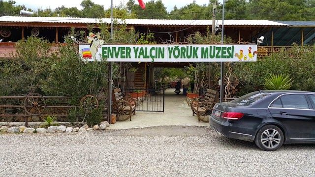 Enver Yalcin Yoruk Muzesi & Apart