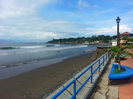 Malecon Puerto de la Libertad