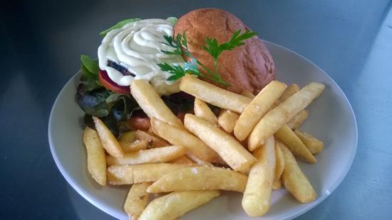 Cino's Cafe