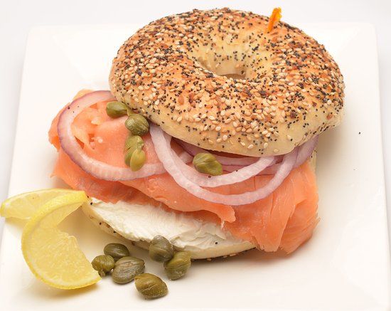 Dushi Bagels and Burgers