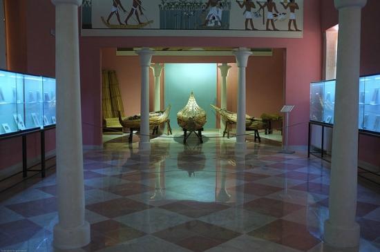 Museo del Papiro "Corrado Basile"