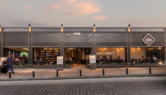 Liquid Cafe Bar
