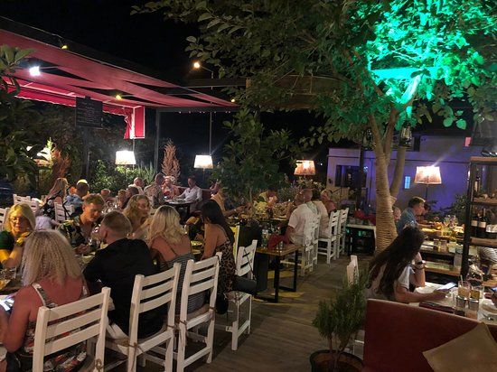 Aqua Bistro