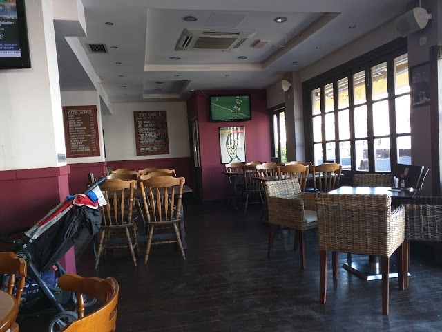 Pig N Whistle