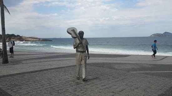 Estatua de Tom Jobim