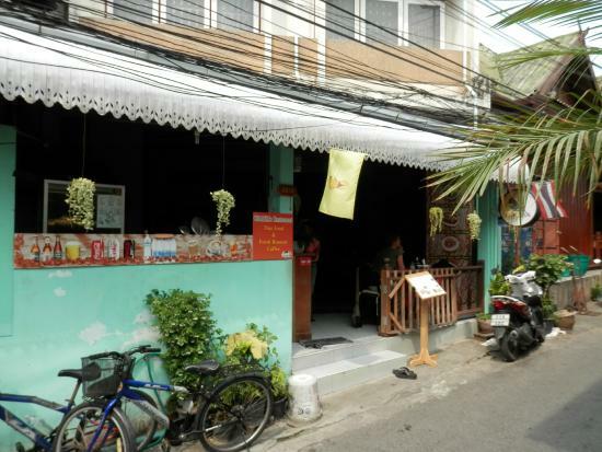 Oraya's Restaurant