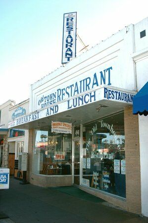 Old Townhouse Restaurant